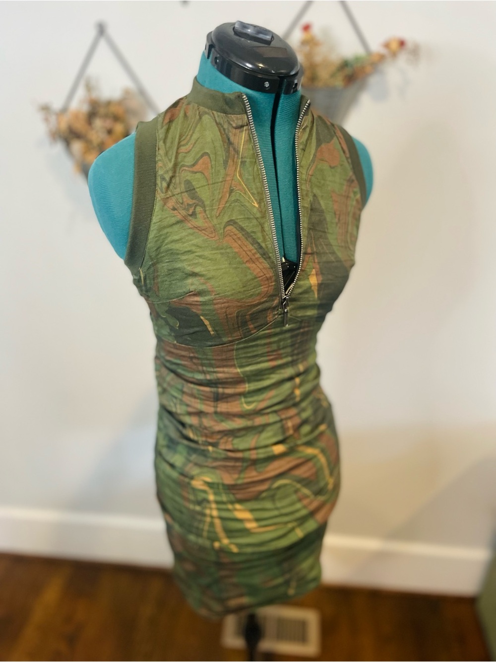 Nicole Miller Green Marble-Print Sleeveless Zip Mini Dress - Picture 3 of 7